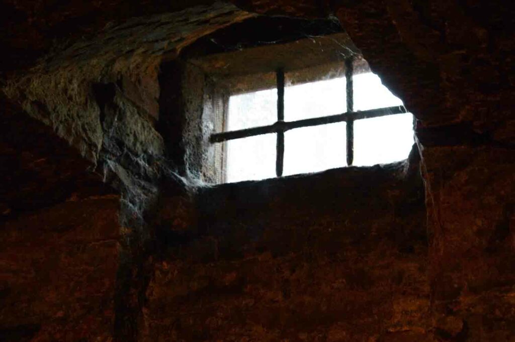 Old Dungeon Window 1.jpg
