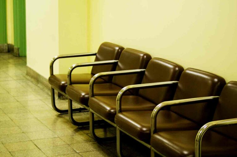 Waiting Chairs Hallway Old 1.jpg